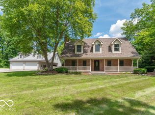 1215 W Ashton Ln, Mooresville, IN 46158