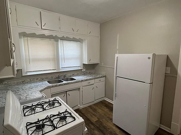4th image of 209 N 35th St