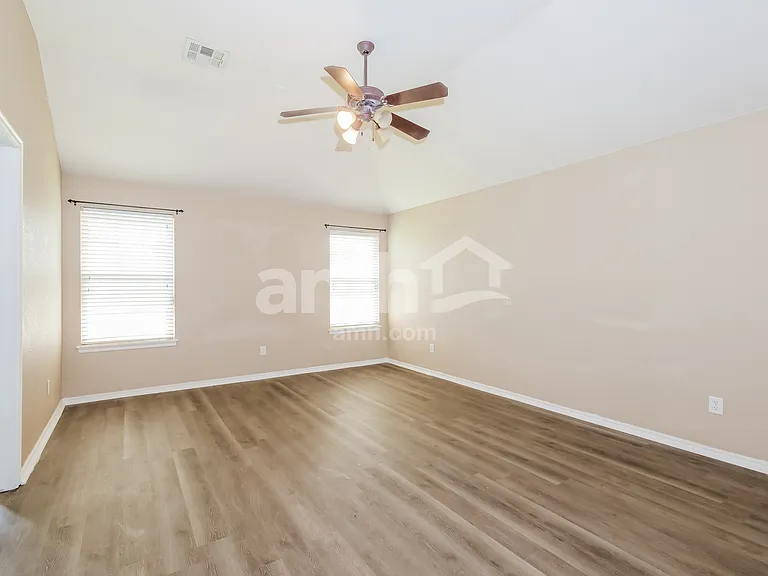 21984 Homesteaders Rd — Photo 10