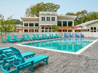 Central @ Waterford Woods, Waterford, CT 06385