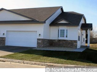 2558 Vierling Dr E, Shakopee, MN 55379