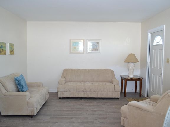 5th image of 41 Tangerine Court