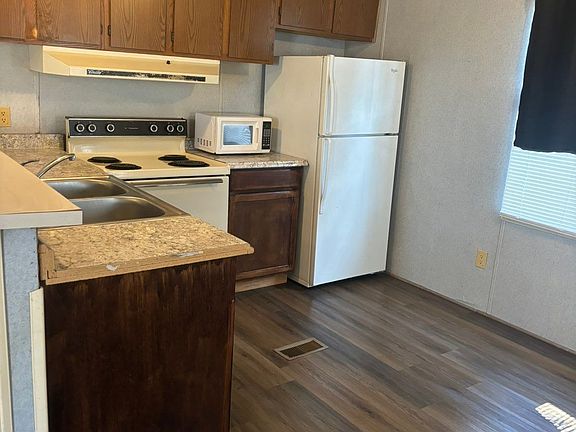 5th image of 186 Fortanberry Rd #186FORTANBERRYRD