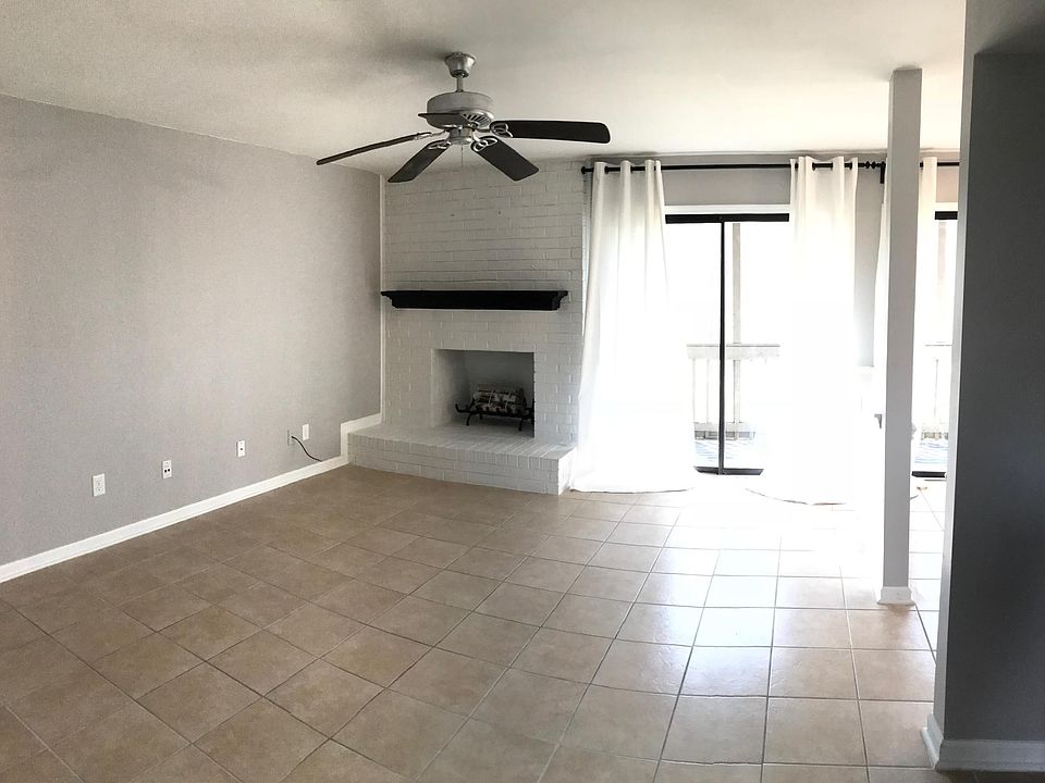 Living room view from foyer