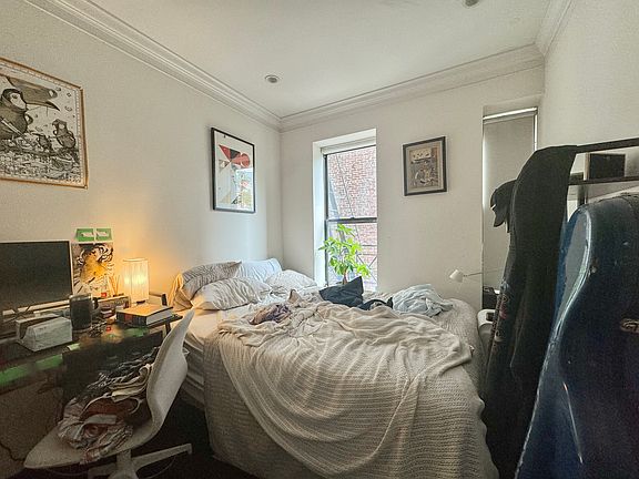 5th image of 50 E 3rd St APT D