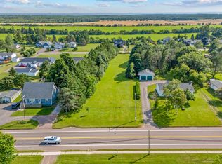 2 Main Dr E, Miscouche, PE C0B1T0