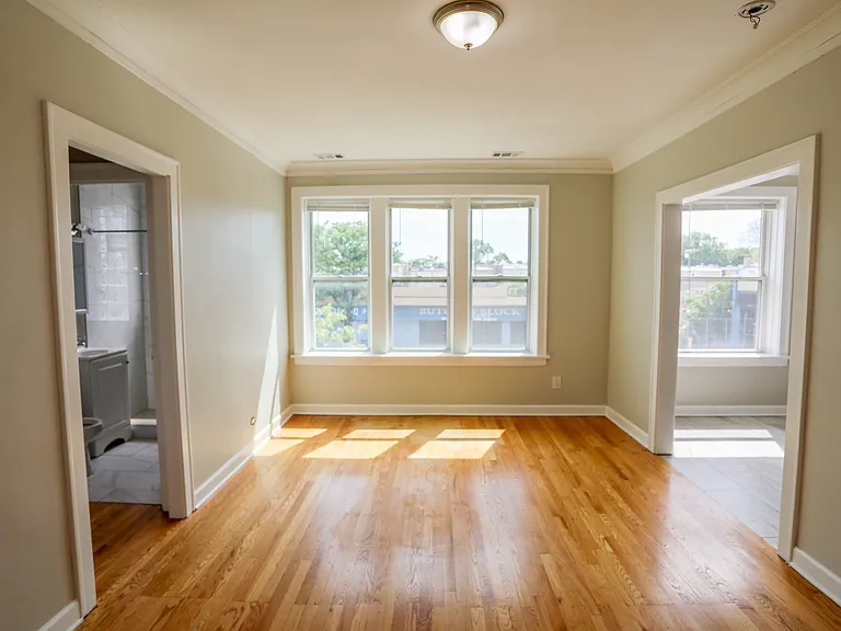 3022 N Cicero Ave #1S — Photo 7