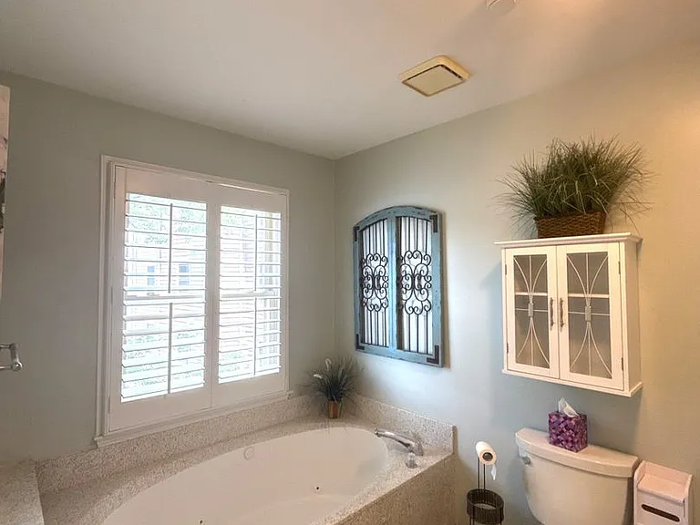 9817 Emerald Point Dr #8 — Photo 14