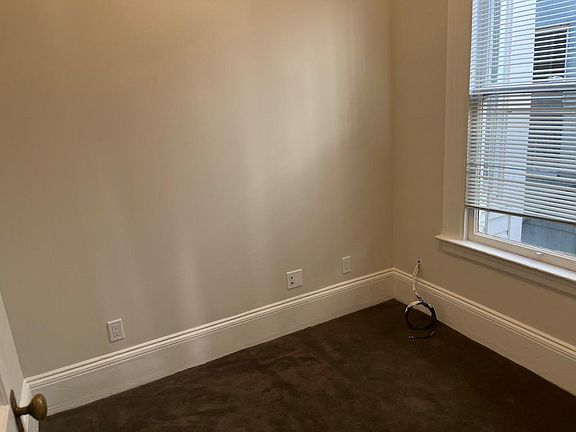4th image of 362 Pierce St APT D