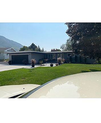 4th image of 3624 E Aurora Cir