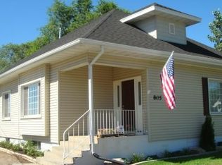 805 W Harrisville Rd, Harrisville, UT 84404