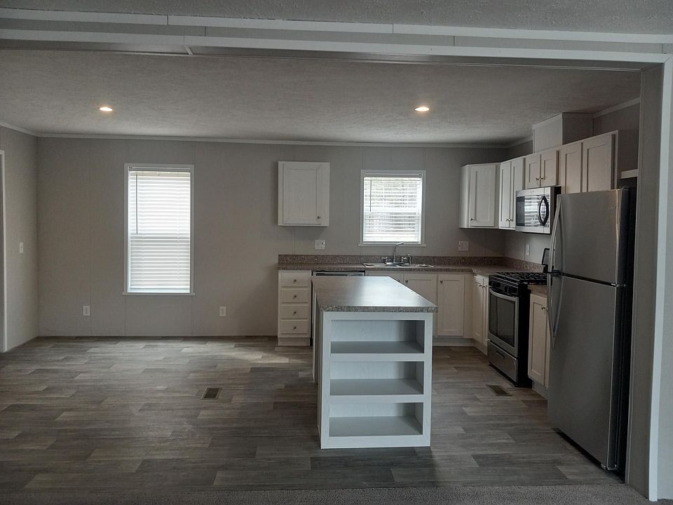 1st image of 129 Redwood St #129