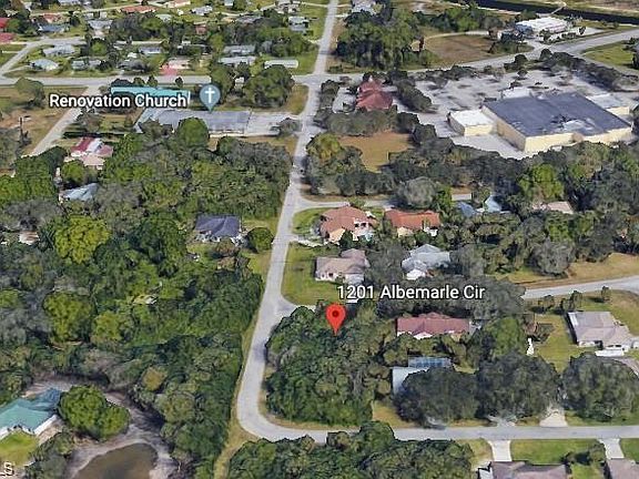 2nd image of 1201 Albemarle Cir