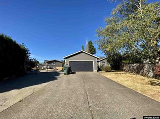 486 Chandelle Ct NE, Salem, OR 97301