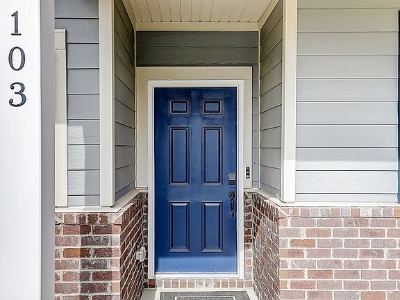 2nd image of 135 Pekka Dr