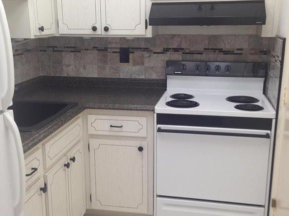 3rd image of 3550 NW 8th Ave APT 313