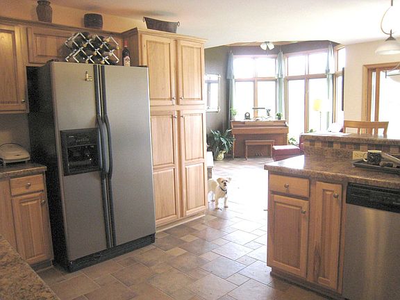 refrigerator & dishwasher