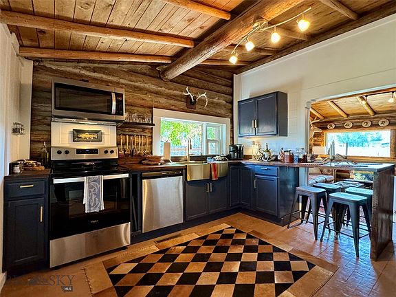 2nd image of 115 Miller Dr