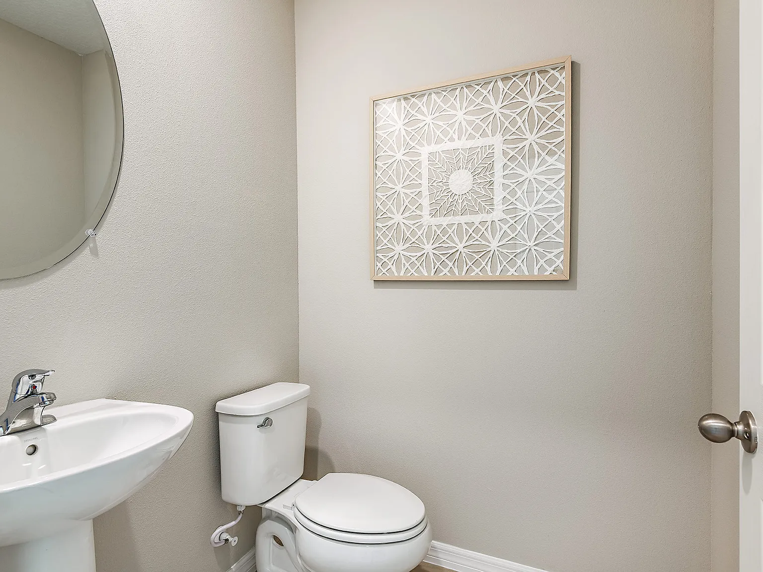 4 bed, 2257 sqft, $3,800 — Photo 3