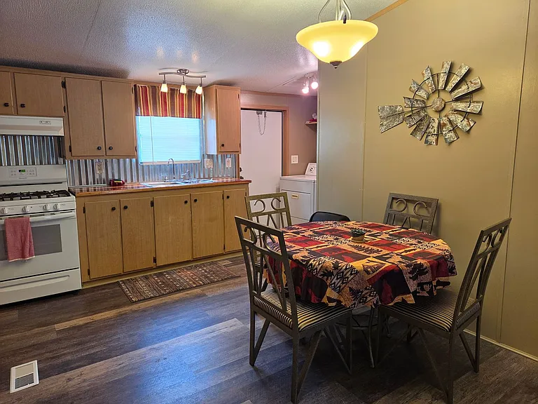 112 Pine Knot Trl — Photo 29