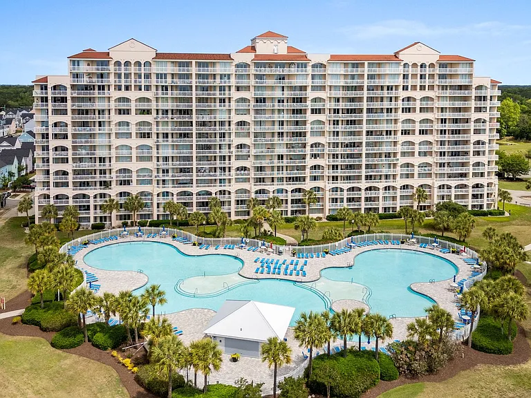 4801 Harbour Pointe Dr #1005 — Photo 1
