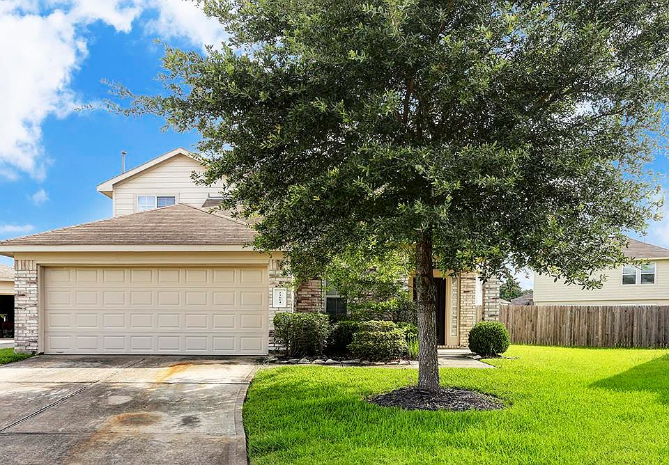 2nd image of 23614 Hidden Maple Dr