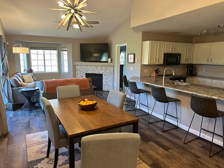 360 Revett Dr #106 — Photo 3