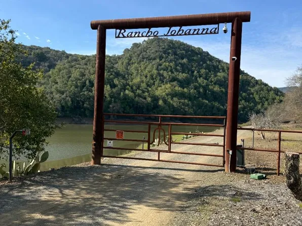 14715 Uvas Rd, Morgan Hill, CA 95037