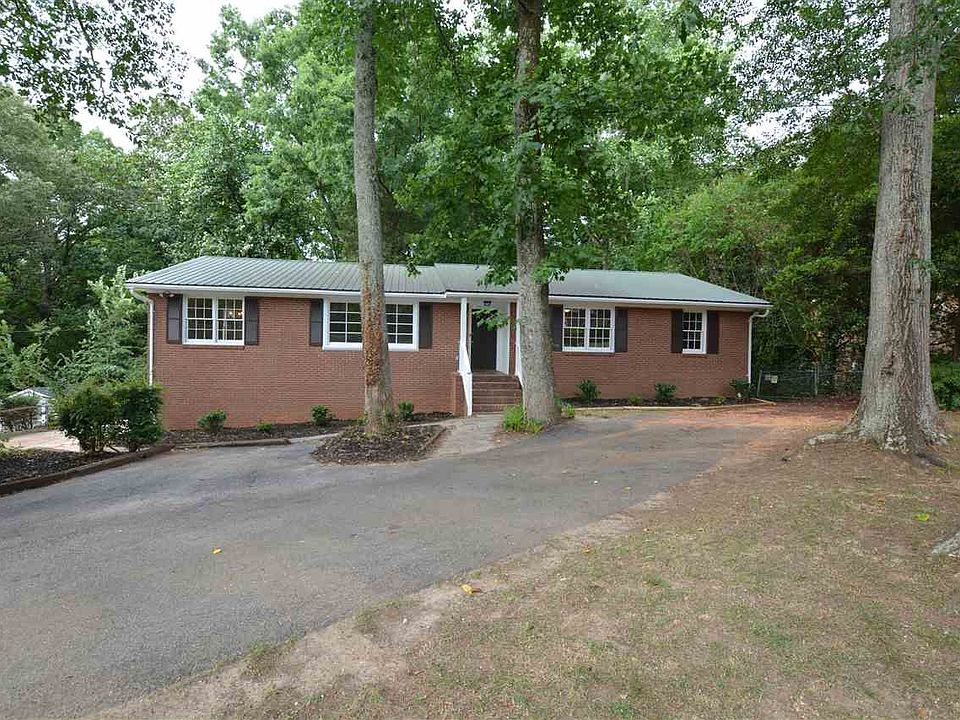 1st image of 152 Gordon Dr