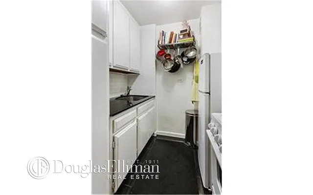 Sold by Douglas Elliman | media 4