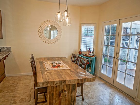3rd image of 28541 Avocado Pl
