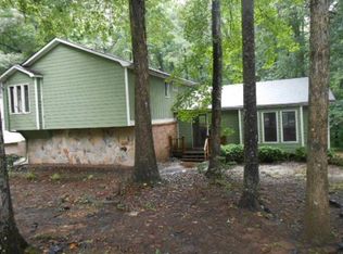 644 Raven Springs Trl, Stone Mountain, GA 30087