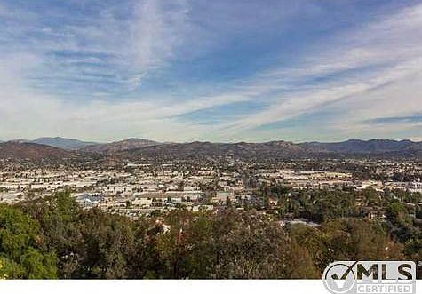 3rd image of 1751 El Pico Dr