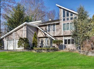 29 Meadows Ln, Ocean, NJ 07712