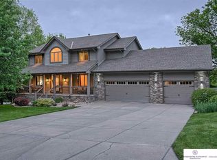 22210 Riverside Dr, Elkhorn, NE 68022