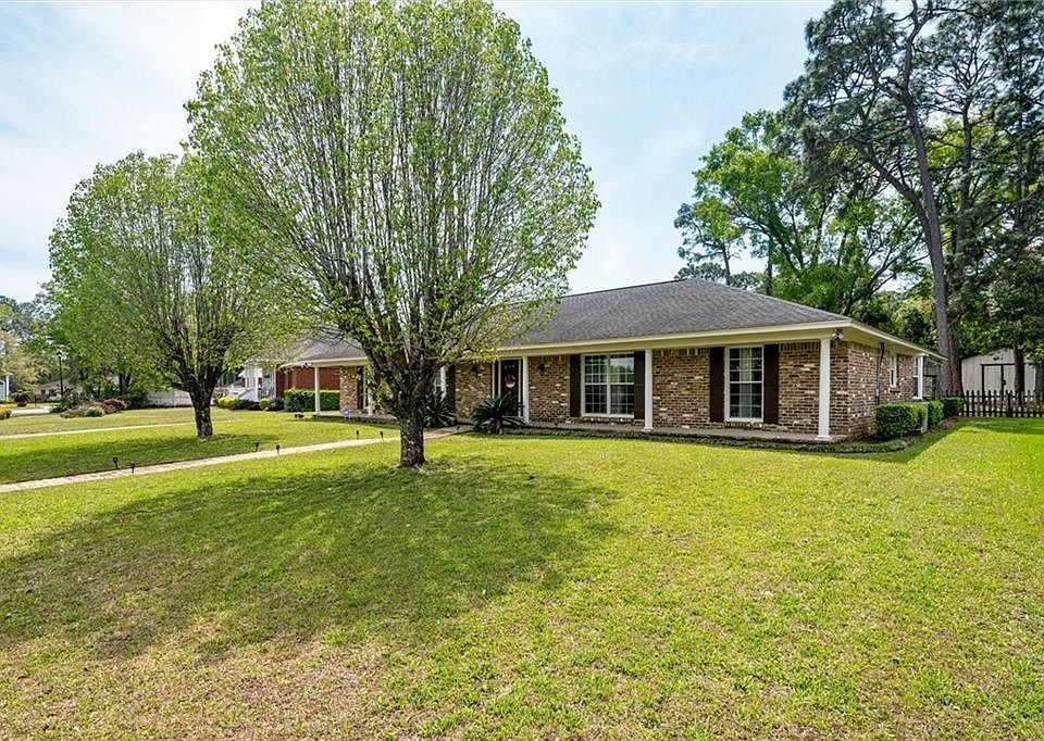 3809 Saint Andrews Loop N, Mobile, AL 36693 | MLS #7193178 | Zillow