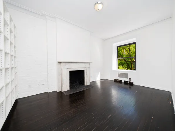 125 East 30th Street image 1 of 6