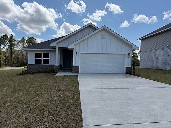 2nd image of 2400 Aleia Ln