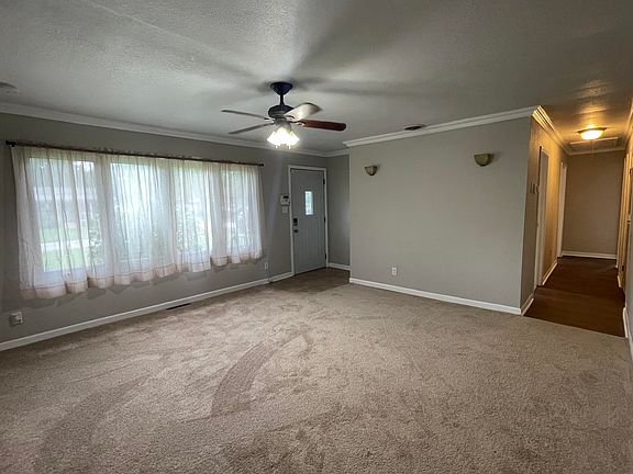 2nd image of 2809 Lois St