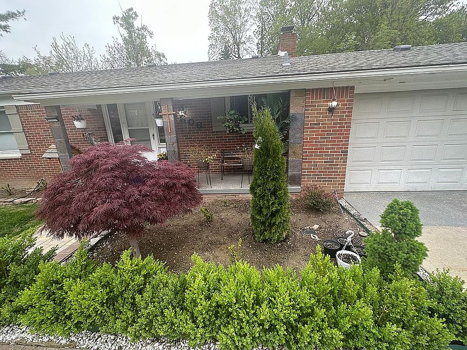 2nd image of 4300 Whitebirch Dr