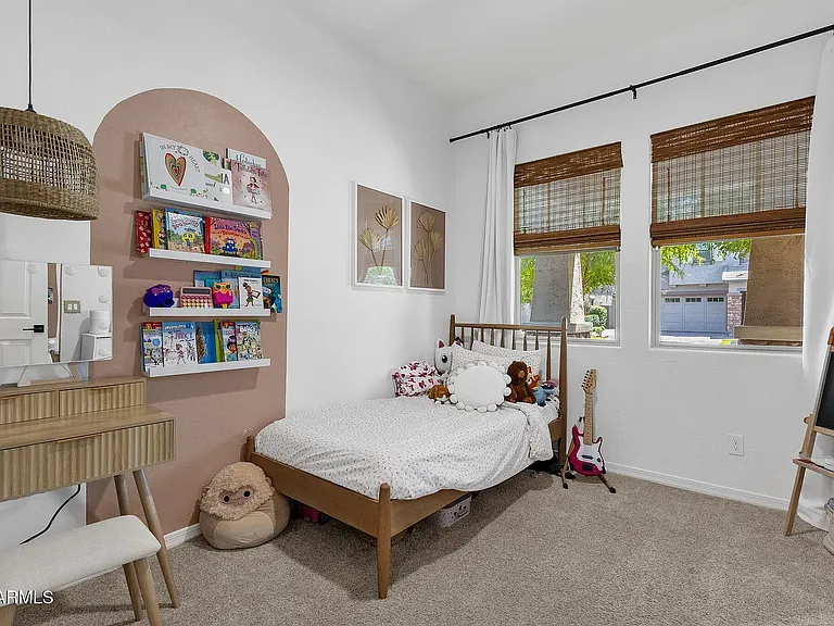 3516 E Pinto Dr — Photo 18