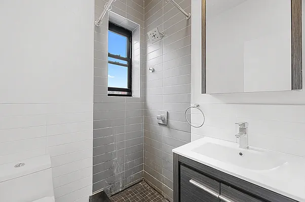 Rented by REAL New York | media 8