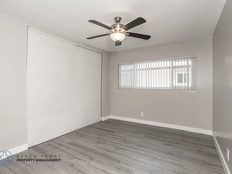 12236 Manor Dr. — Photo 4