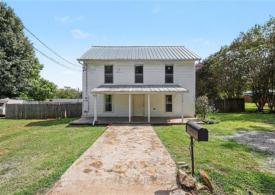 1st image of 108 Mill St