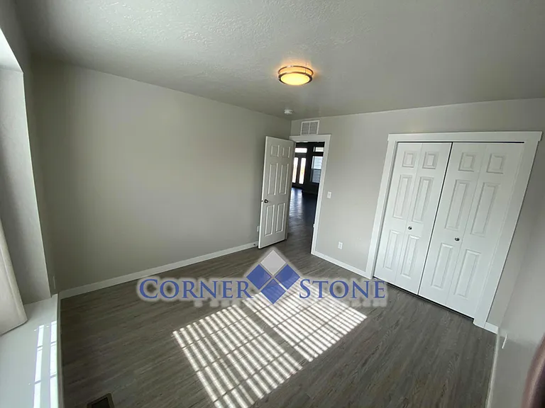 6574 E Fairmount St — Photo 14