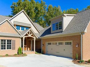 5 Charleston Oak Ln, Greenville, SC 29615