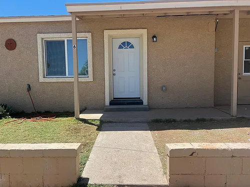 1001 Elledge Dr #6 Photo 1