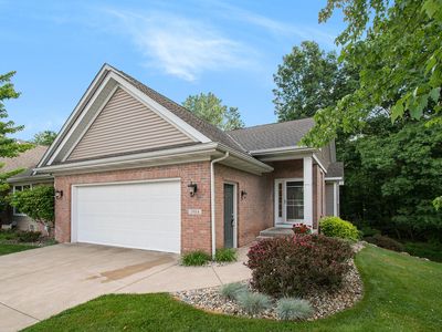 1904 Autumn Crest Ln, Kalamazoo, MI, 49008