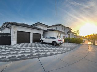 14500 SW 22nd St, Miami, FL 33175