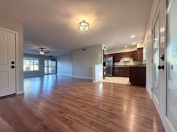 3rd image of 13211 W Prospect Dr